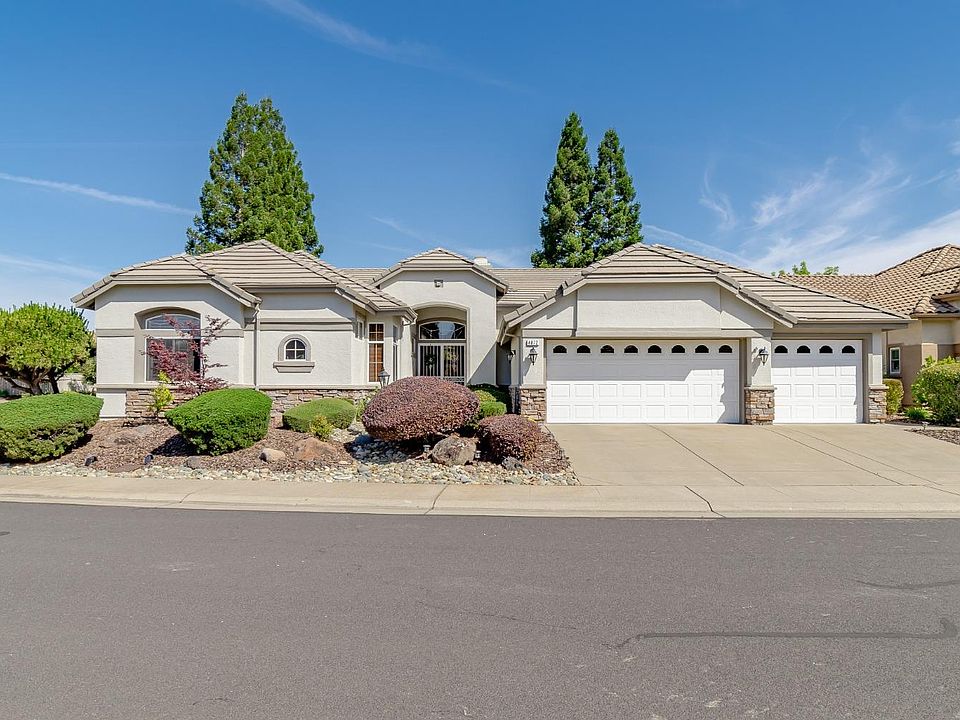 1st image of 4872 Pinecone Ln