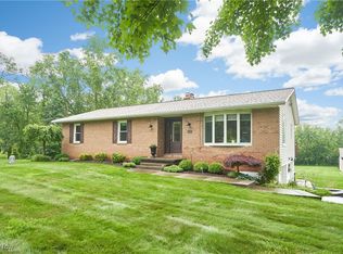3145 Franks Rd, New Franklin, OH 44216