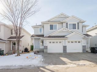 115 Chestermere Dr #29, Strathcona County, AB T8H2W4