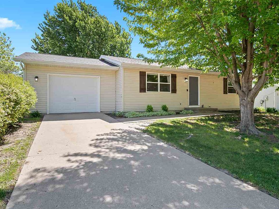 1st image of 110 Elm Ridge Dr