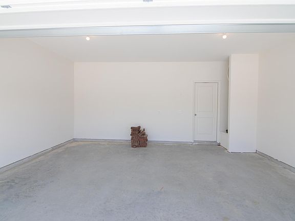 2nd image of 1033 Lacebark Pine Ln