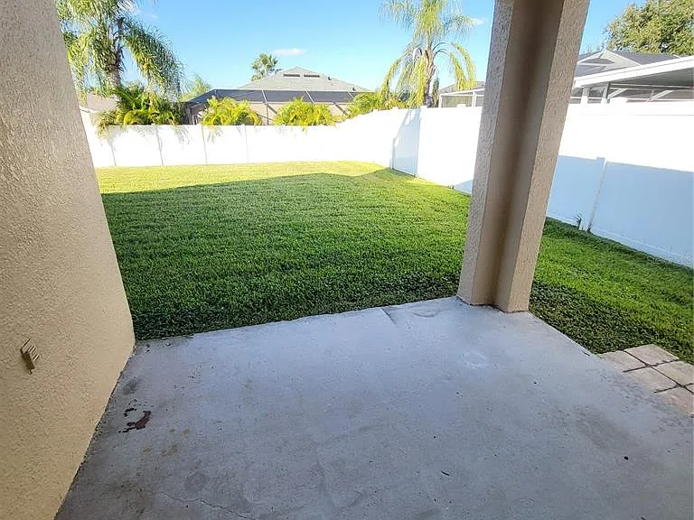 25903 Bloomsbury Ct — Photo 50