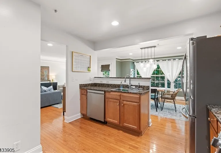 162 Blue Heron Dr — Photo 10