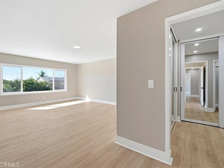 1613 Darcy Ave — Photo 34