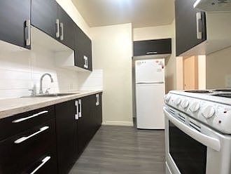 2nd image of 1340 W 70th Ave #102