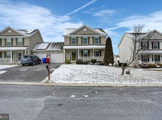 3671 Mountain Shadow Ln, Fayetteville, PA 17222