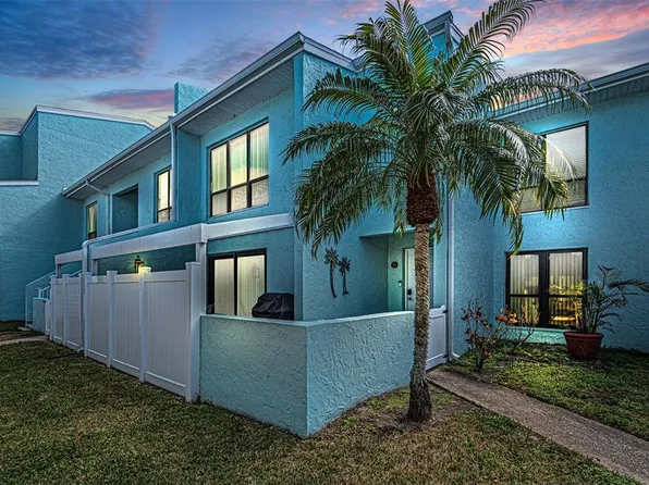 1 Windrush Blvd APT 51, Indian Rocks Beach, FL 33785