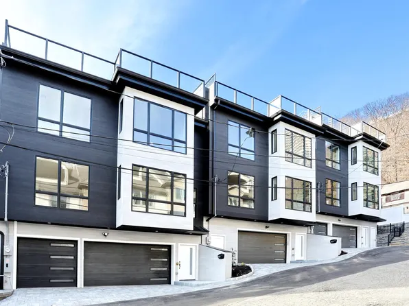 1456 River Road image 1 of 28