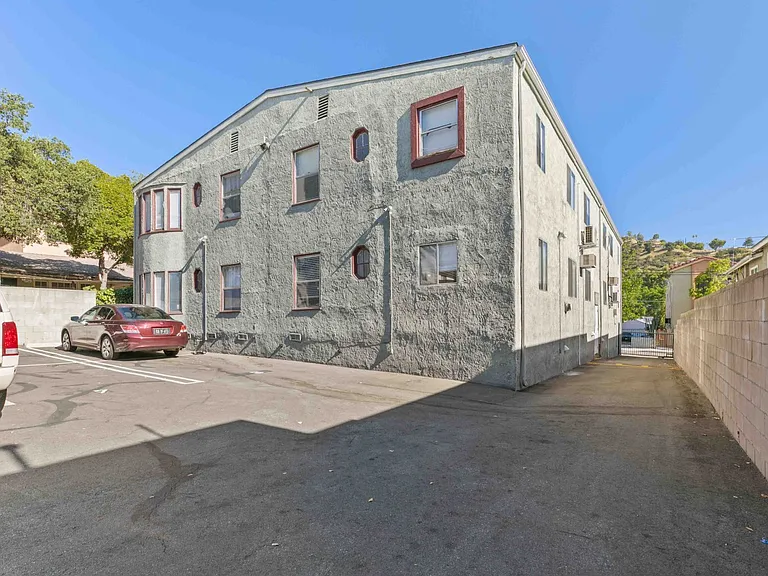 7137 Greeley St #4 — Photo 25