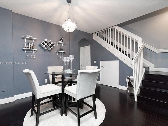 4th image of 2994 NW 30th Ave #2994