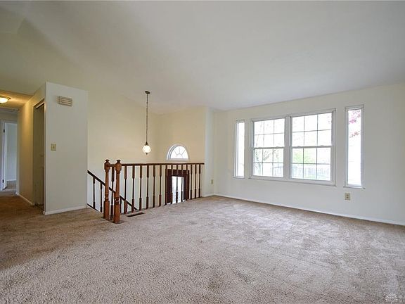 2nd image of 4418 Rainbrook Way