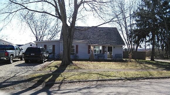 1st image of 98 Winona Blvd