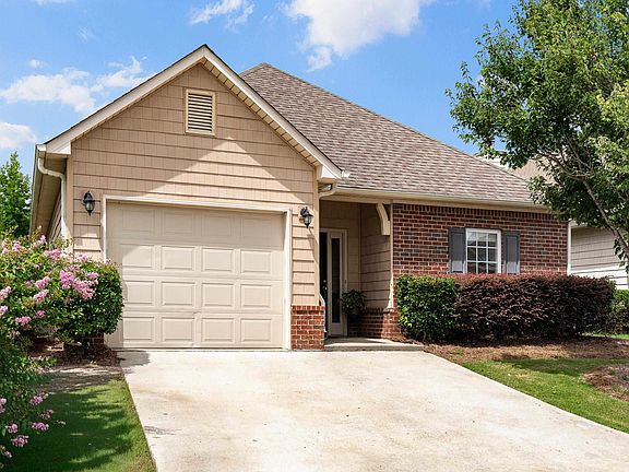4th image of 1050 Fairbank Ln