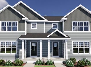 635 Hillcrest Dr, Waunakee, WI 53597