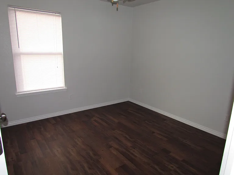 7921 Texas Rd — Photo 5