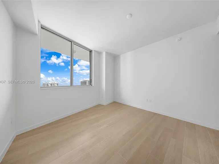 1400 Biscayne Blvd #3405 — Photo 18
