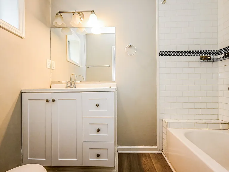 1175 McDaniel St SW — Photo 16