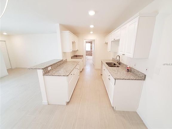 4th image of 113 Marland Ct