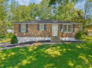 800 NE 113th Ter, Kansas City, MO 64155