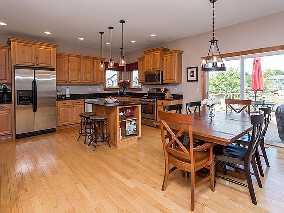 3rd image of 7307 Longboat Dr