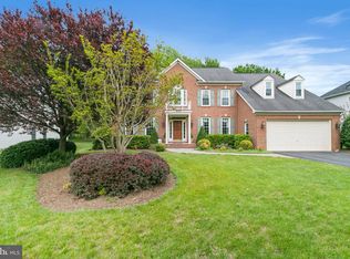 15707 Thistlebridge Dr, Rockville, MD 20853