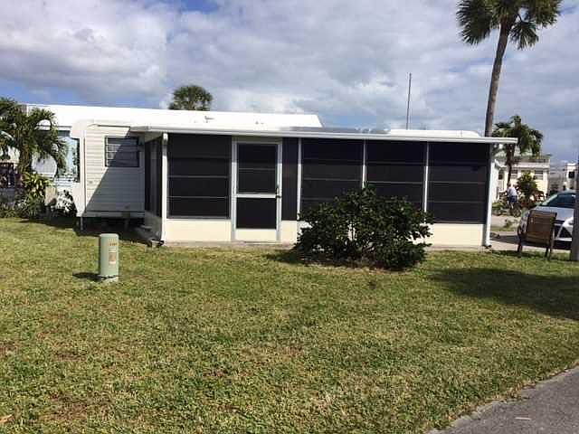 1st image of 1388 Nettles Blvd