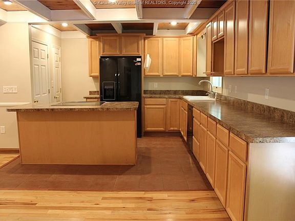 5th image of 199-365 Trillium Ln