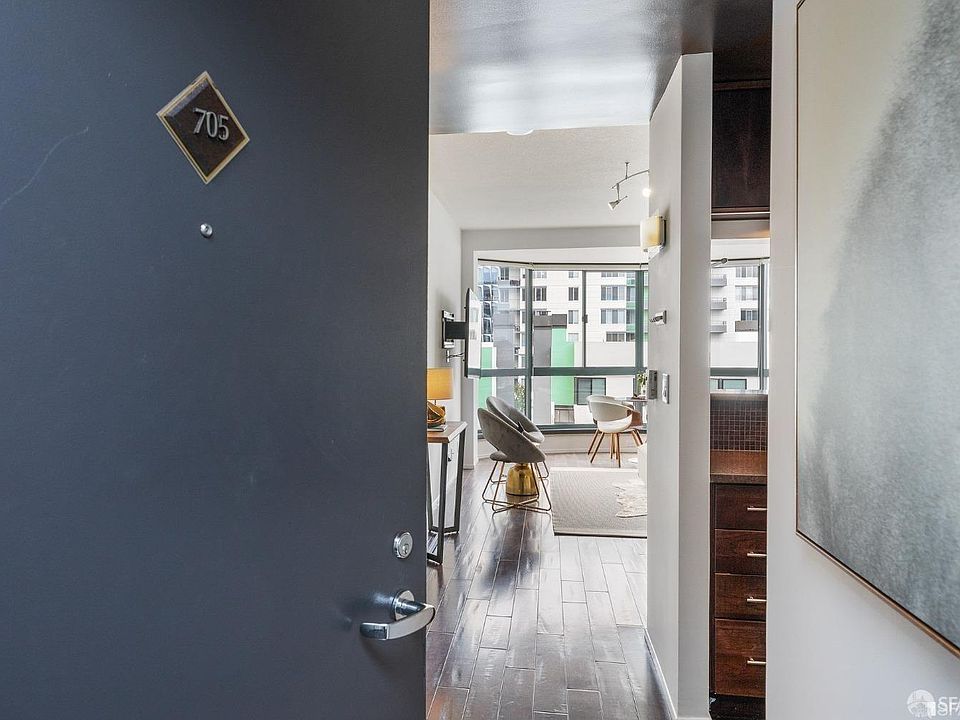 1st image of 300 3rd St APT 705