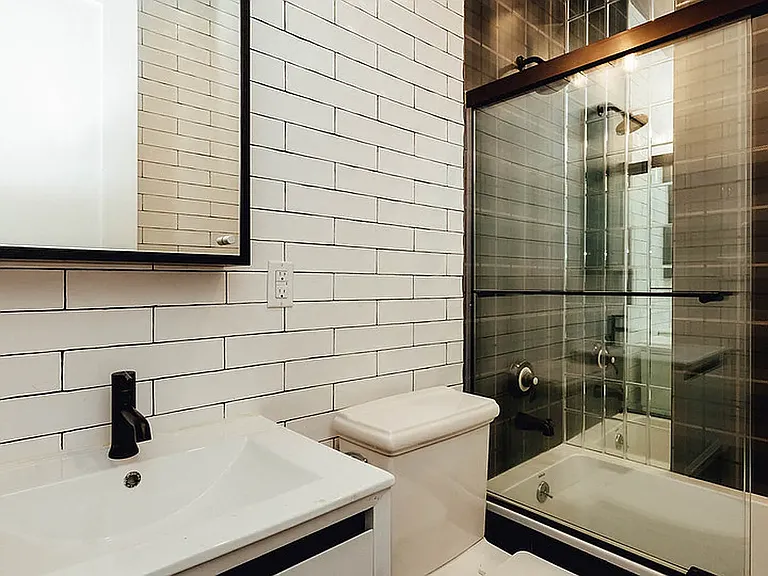 60-79 Myrtle Ave #3Y — Photo 4