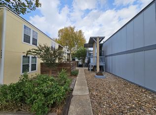 1305 E Mulberry Ave APT 6, San Antonio, TX 78209