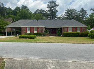 5408 Thompson Cir, Hope Mills, NC 28348