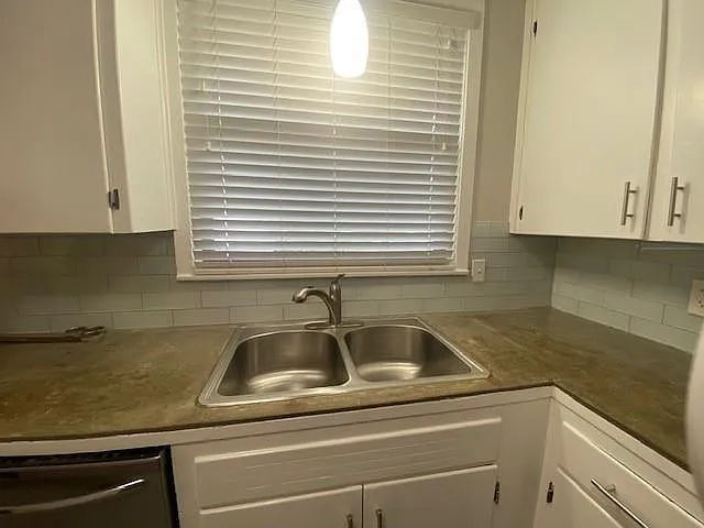 5205 Knight Cir — Photo 12