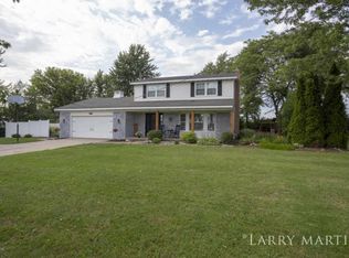 6249 Byron Rd, Zeeland, MI 49464