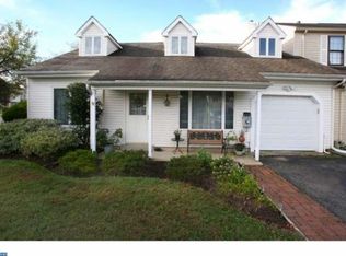 2 Briarcreek Dr, Voorhees, NJ 08043