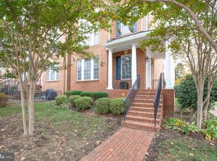 791 Vestal St, Woodbridge, VA 22191