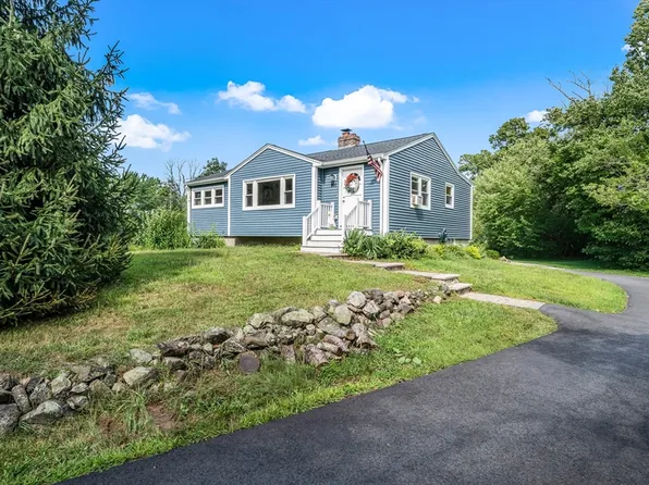 201 Old Burley St, Danvers, MA 01923