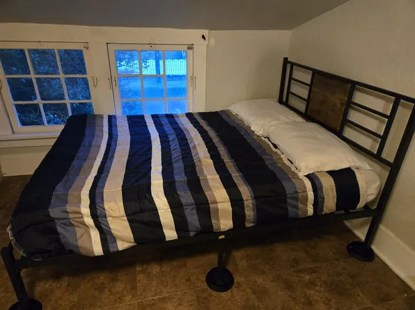 6045 S Warner St, Tacoma, WA 98409