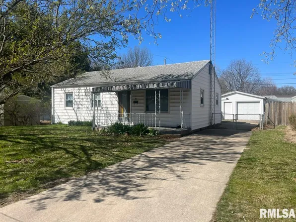 15 Todd Ln, Springfield, IL 62702