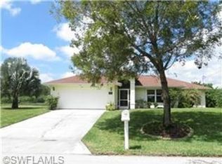 328 Selkirk Ave, Lehigh Acres, FL 33974