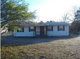 3 Camp Rd, Chickamauga, GA 30707