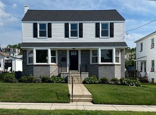 416 W Pennsylvania Ave, Downingtown, PA 19335