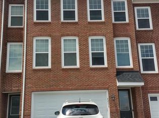 42233 Lancaster Woods Sq, Chantilly, VA 20152