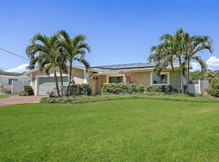 1361 46th Ave NE, Saint Petersburg, FL 33703