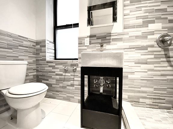 5th image of 963 Amsterdam Ave #3-5