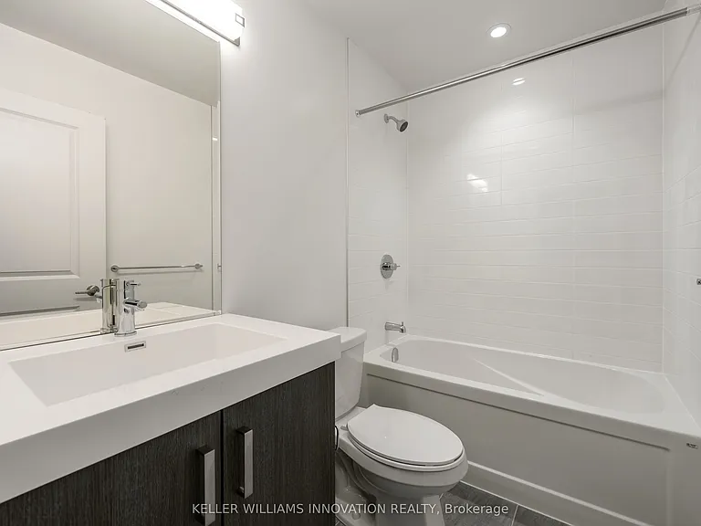 1010 Dundas St E #524 — Photo 12