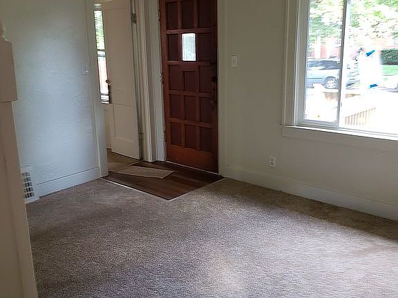 3rd image of 1095 Mollno St