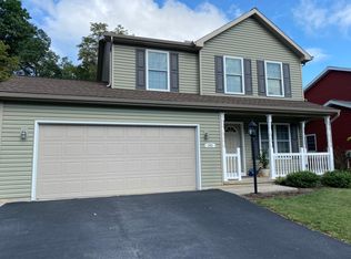 140 Whisper Ridge Dr, Port Matilda, PA 16870