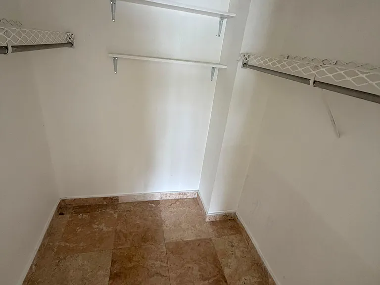 1817 S Ocean Dr #Penthouse 18 — Photo 22