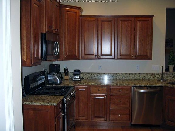 4th image of 253 Dolaron Ln