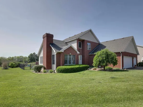 5714 Country Lake Dr N, Quincy, IL 62305